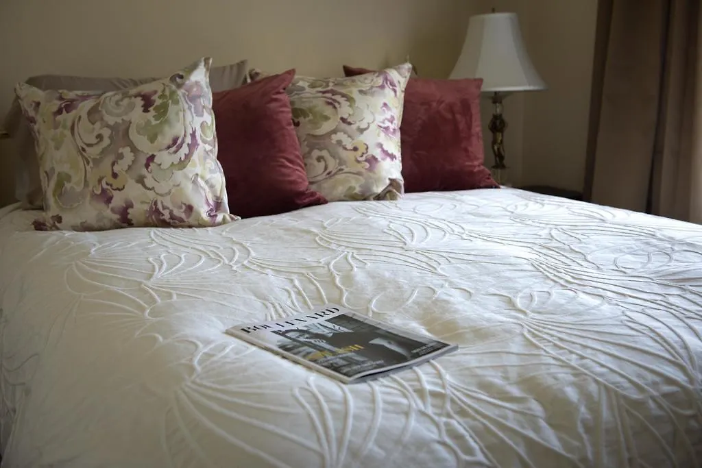 Oak Bay Guest House Victoria
